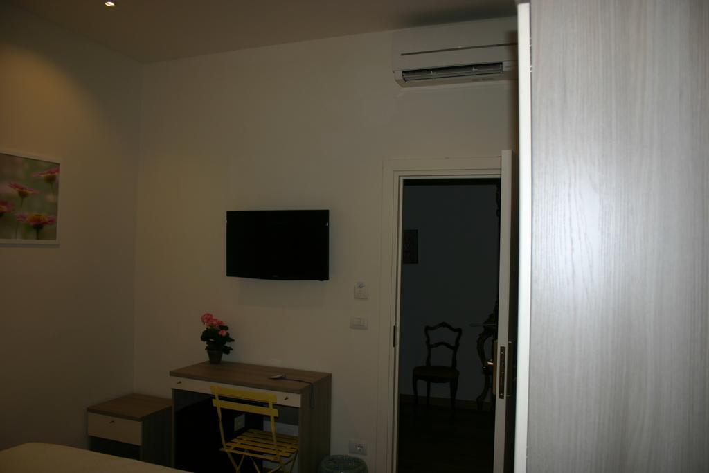 B&B La Piazza Φλωρεντία Δωμάτιο φωτογραφία